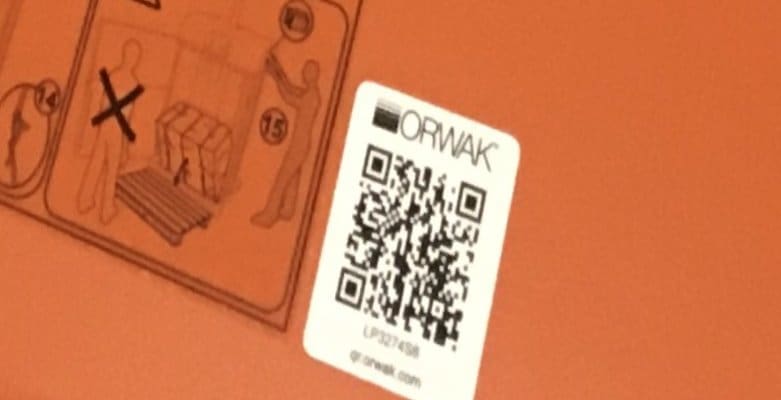 simplE QR code